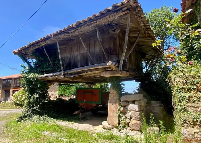 Olas Y Flores Silvestres 1 Hébergement de vacances Castiello de Lue
